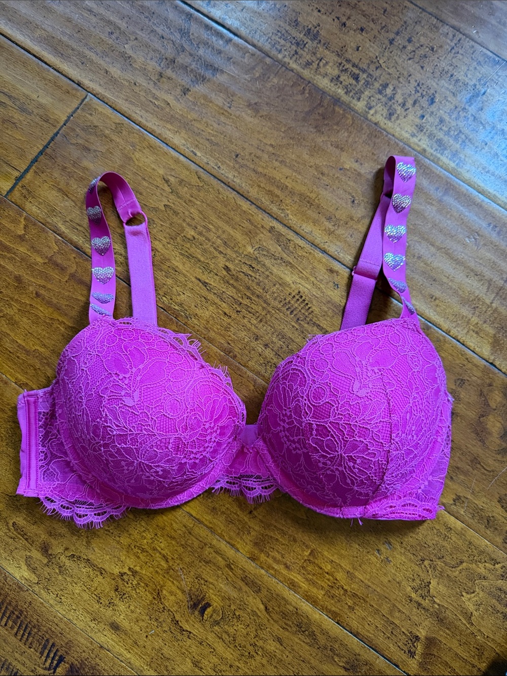 Victoria's Secret Lace Push-Up Bra in Fuchsia Pink with Heart-Accent Straps